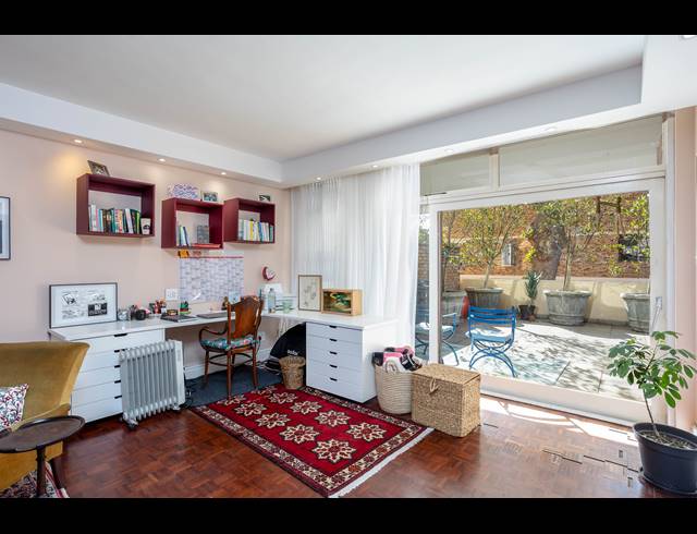 2 BEDROOM APARTMENT FOR SALE IN NEWLANDS